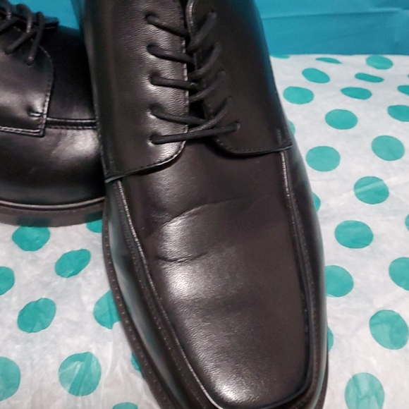 Dress shoes - Picture 7 of 10